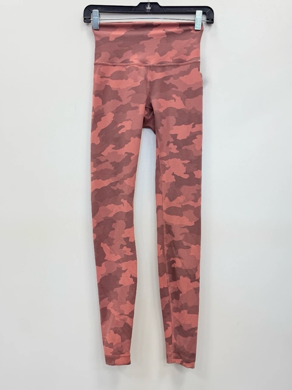 Lululemon Align High-Rise Pant
Heritage 365 Camo Brier Rose